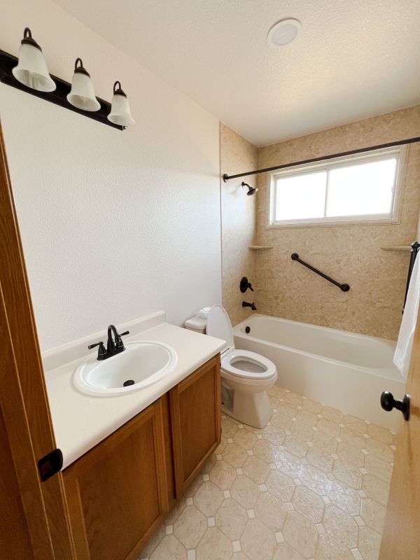 Top Bathroom Remodeling Companies in Oak Ridge, NC